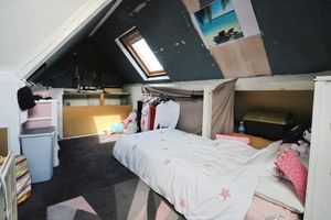 Photo 8- click for photo gallery